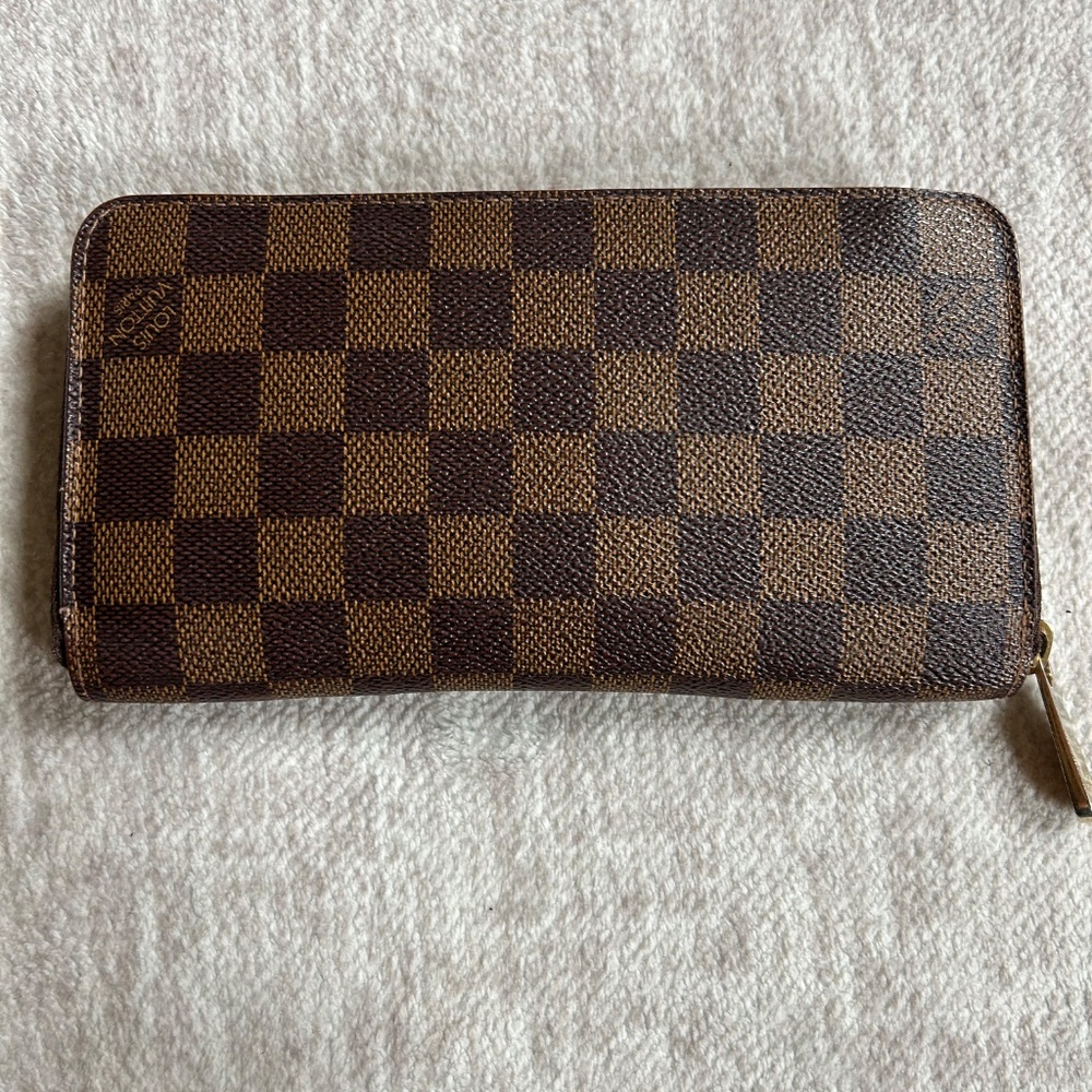 100% Authentic Louis Vuitton Zippy Wallet Damier Ebene - Picture 3 of 9